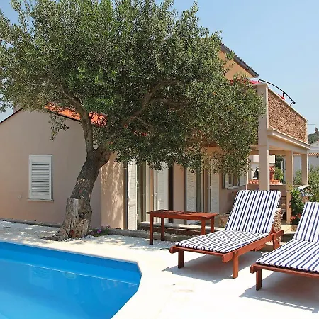 Vinka By Interhome Razanj