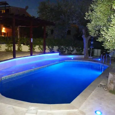 Vinka By Interhome Razanj