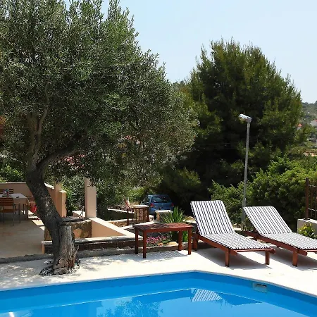 Vinka By Interhome Razanj