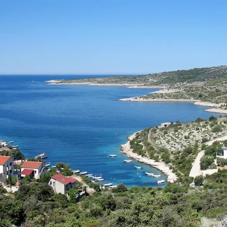 Nyaraló Holiday Vinka *