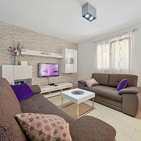 Vinka By Interhome *